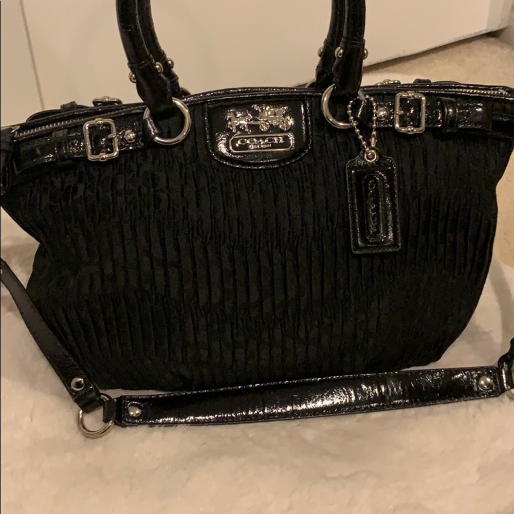 Coach shoulder black pleaded bag